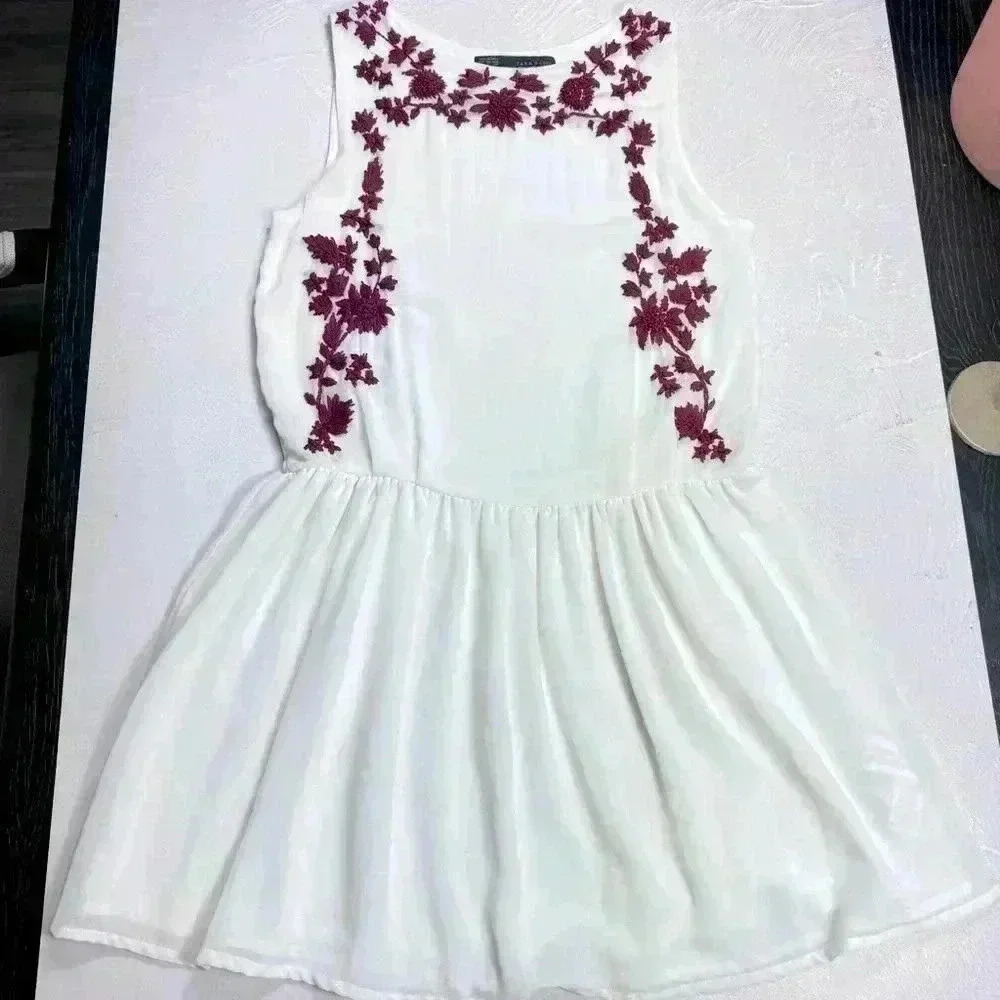 ZARA White Drop Waist Dress Floral Embroidered Boho Summer Style Size S